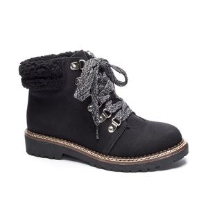 CHINESE LAUNDRY BOOTIES